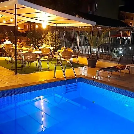 Saga Hotell